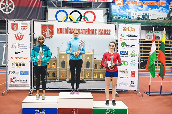 Гунта Латышева-Чударе выиграла кубок Кулдигской Катрины в беге на 300 метров