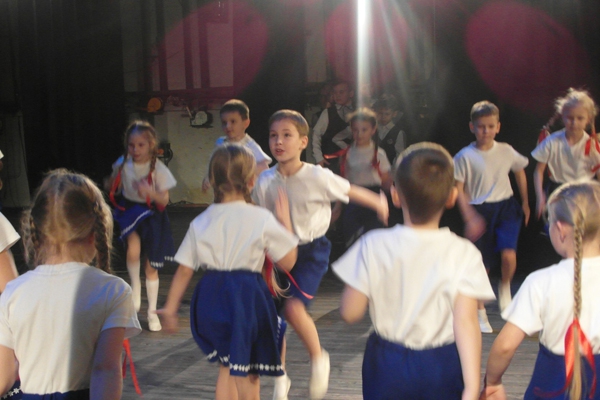 Концерт школьных коллективов народного танца «Griešanās meteņos»