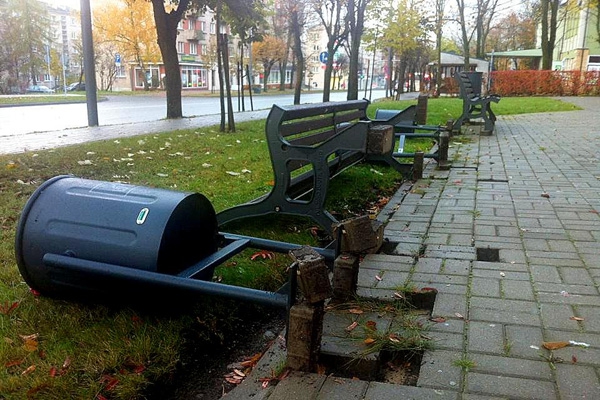 Нападение вандалов: в Резекне очередные жертвы (фото) 