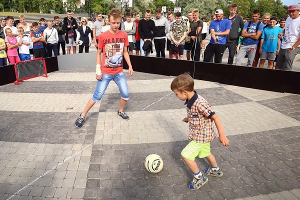 В Резекне пройдет грандиозный турнир уличного футбола "3x3"