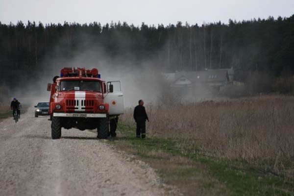 Государственная пожарно-спасательная служба призывает убирать территорию