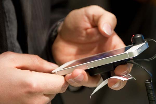 Мошенники предлагают клиентам LMT поучаствовать в финансовой пирамиде